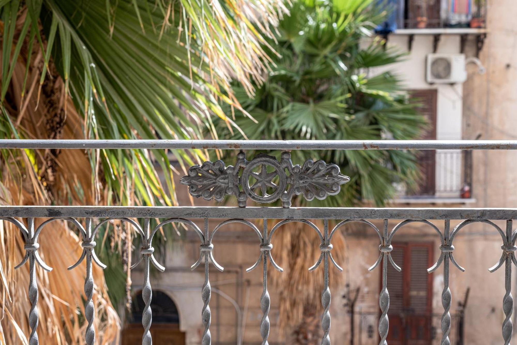 I Mori-Holiday Apartment Palermo Ngoại thất bức ảnh